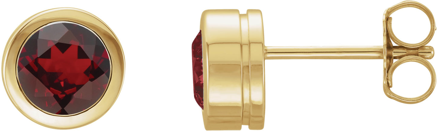 Round Bezel-Set Birthstone Stud Earrings - Natural Mozambique Garnet