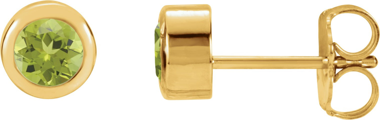Round Bezel-Set Birthstone Stud Earrings - Natural Peridot