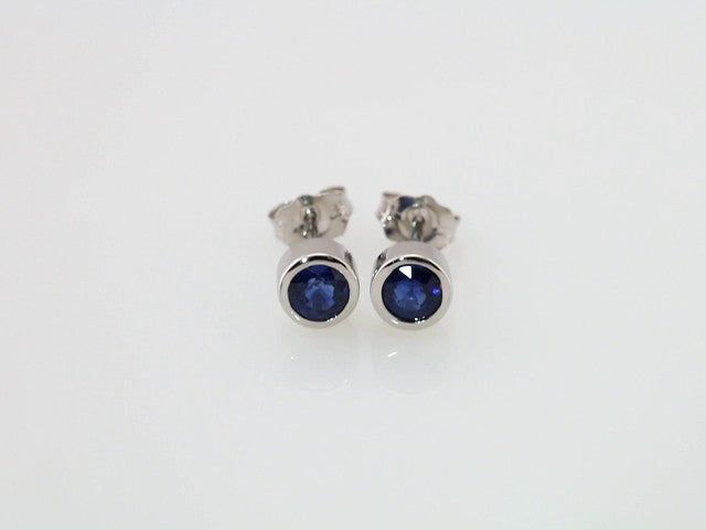 Round Bezel-Set Birthstone Stud Earrings - Natural Blue Sapphire